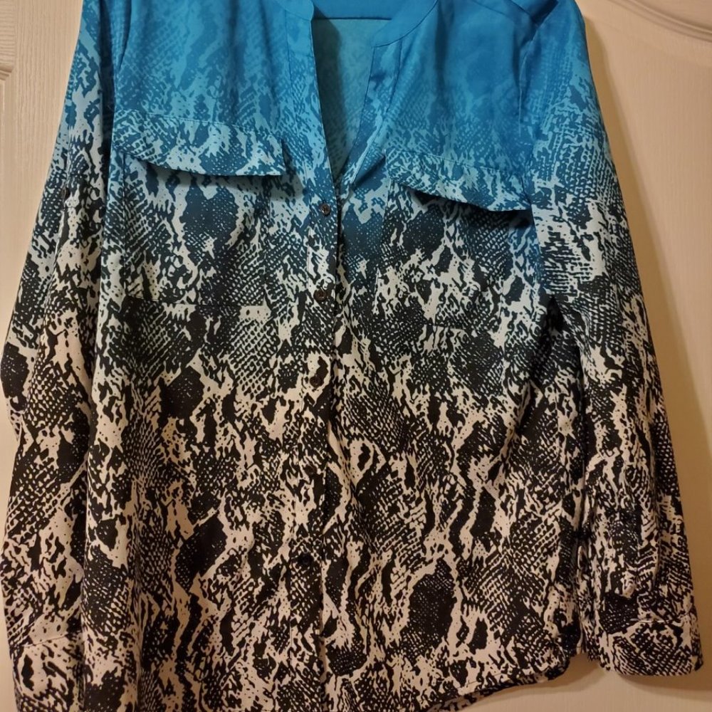 #305 Calvin Klein Teal/Blue/Black Blouse Small